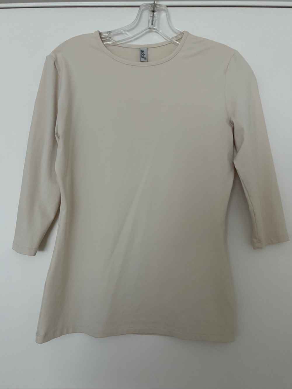 Area Crewneck 3/4 Sleeve Top - Cream
